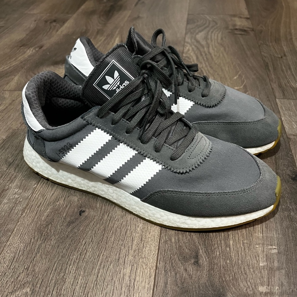 Adidas Originals I-5923 grey with gum soles. Size 12